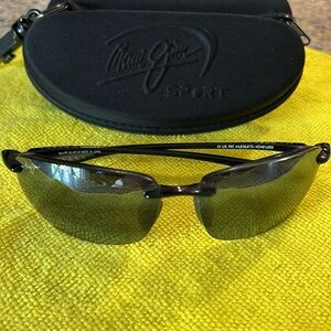 Maui Jim MJ 407-02 Sport sunglasses with case